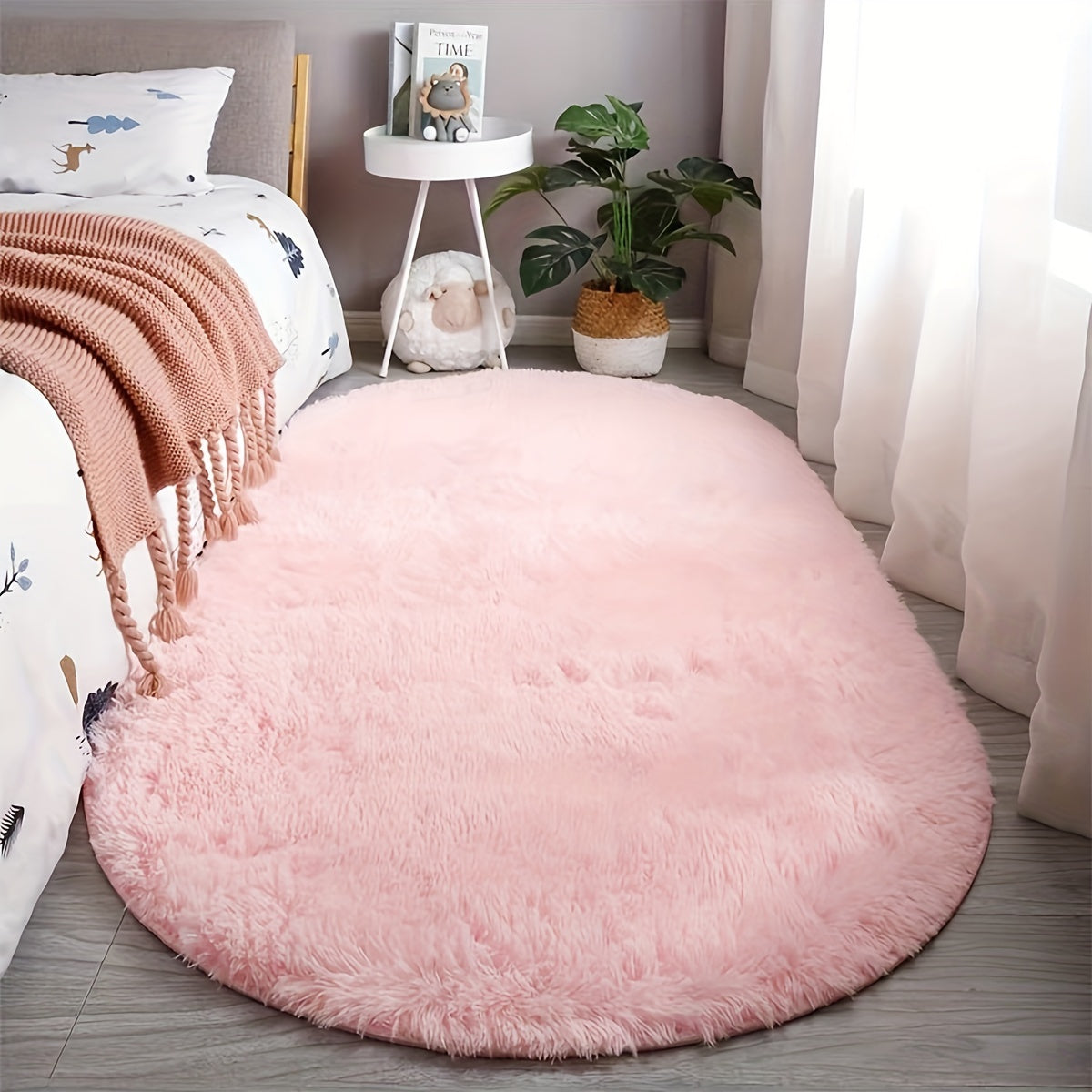 Soft fluffy carpet - oval carpet for bedroom in cream white
