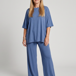 Oversized top s krátkými rukávy a širokými nohavicemi