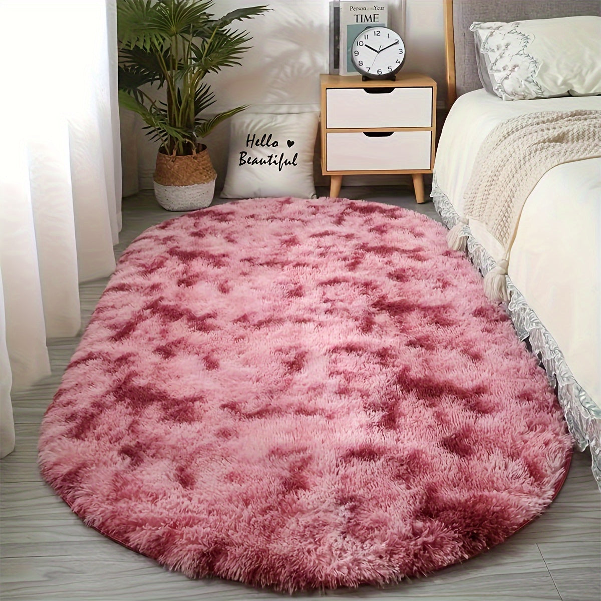 Soft fluffy carpet - oval carpet for bedroom in cream white