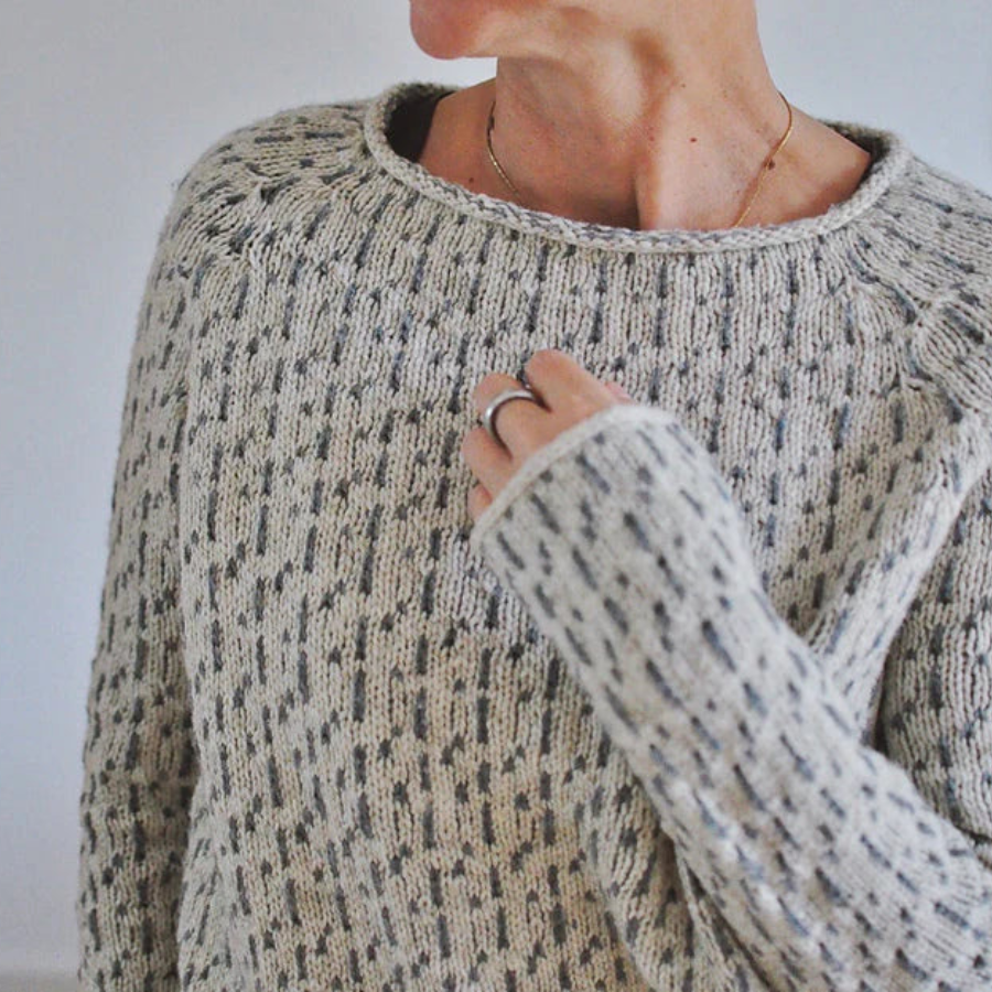 Linda | Elegant Boat Neck Sweater