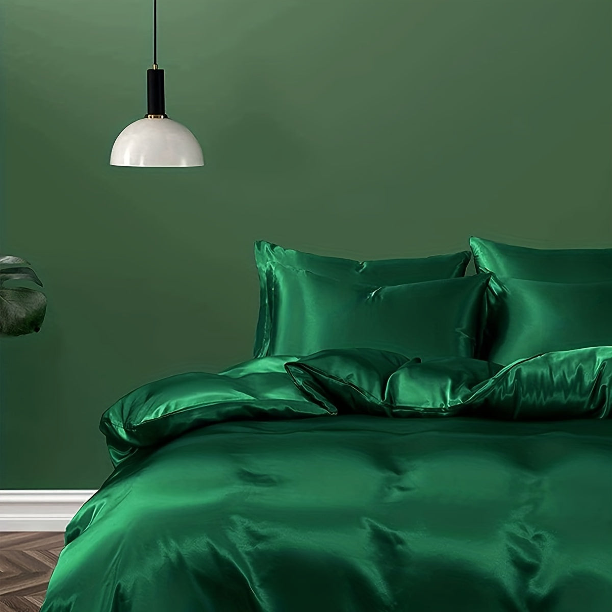 Satin Duvet Cover with Luxurious Look – Comfort and Class