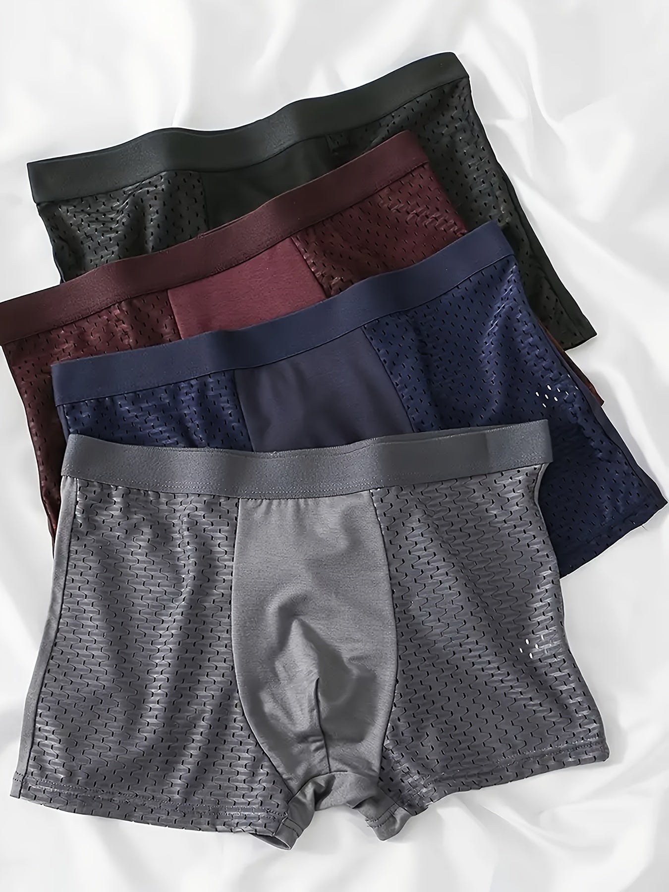 Seamless Bamboo Underwear for Men – Set of 4 in Different Colors