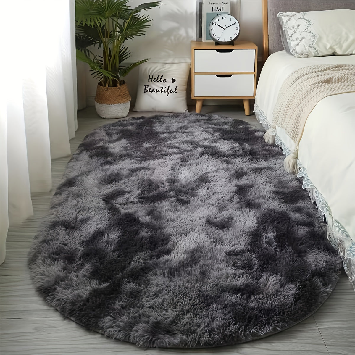 Soft fluffy carpet - oval carpet for bedroom in cream white