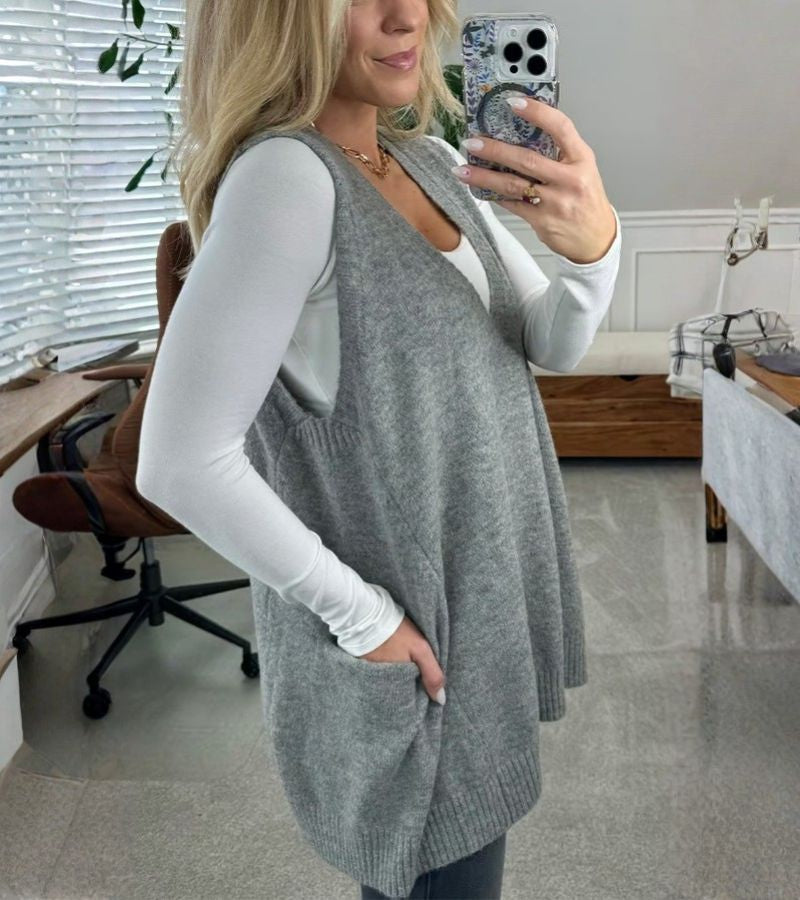 Ola | V-Neck Knit Vest