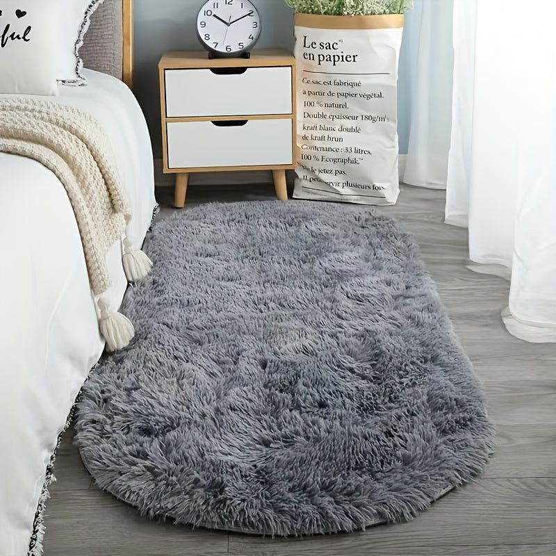 Soft fluffy carpet - oval carpet for bedroom in cream white
