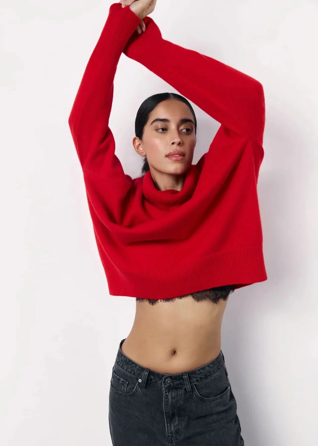 Rouge Comfort | Oversized Turtleneck Knit Sweater