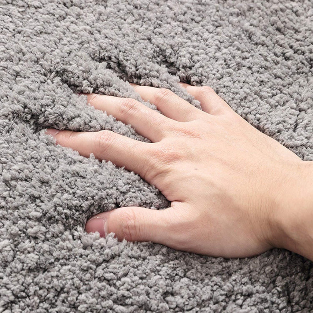 Non-slip water absorbent thick bathroom mat
