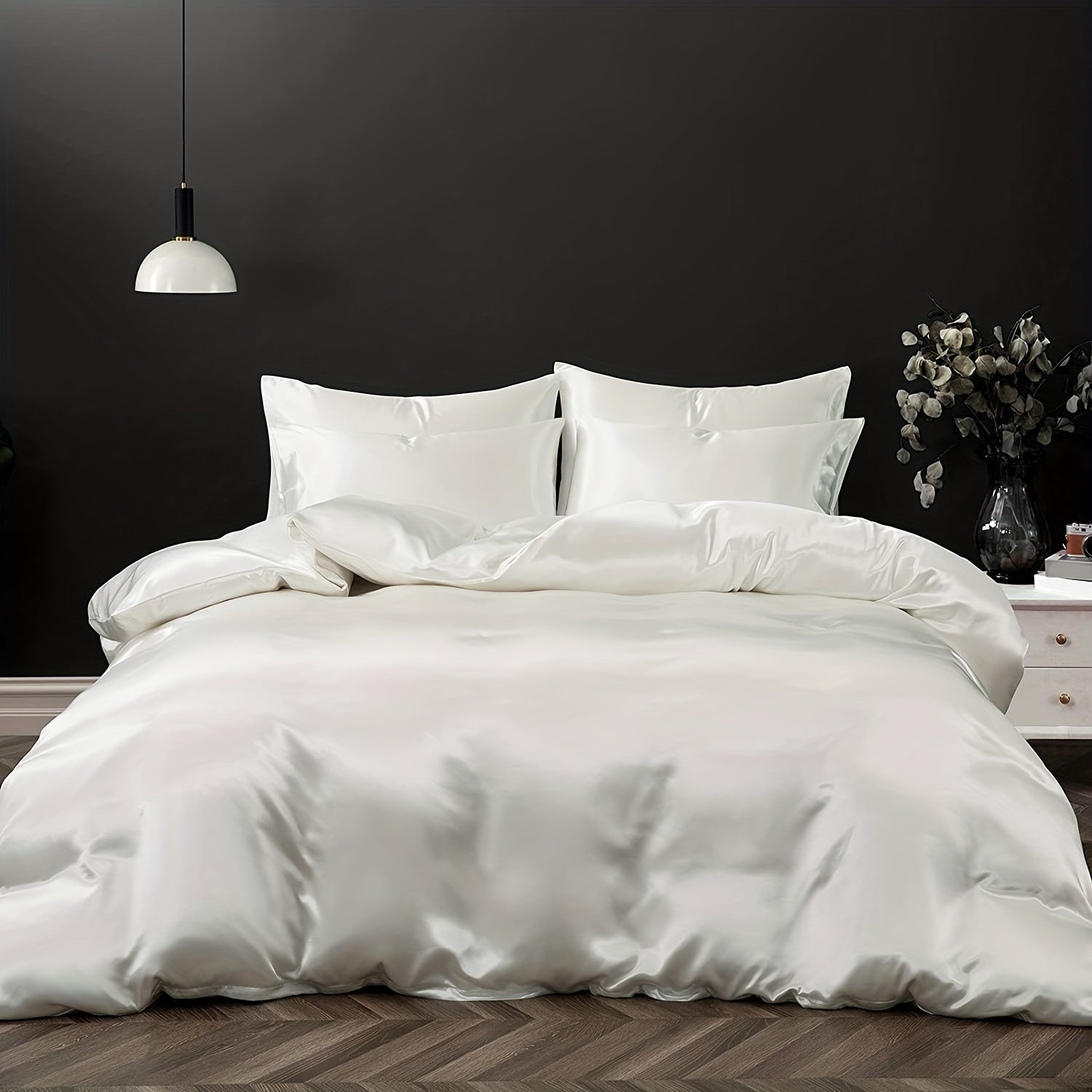 Satin Duvet Cover with Luxurious Look – Comfort and Class