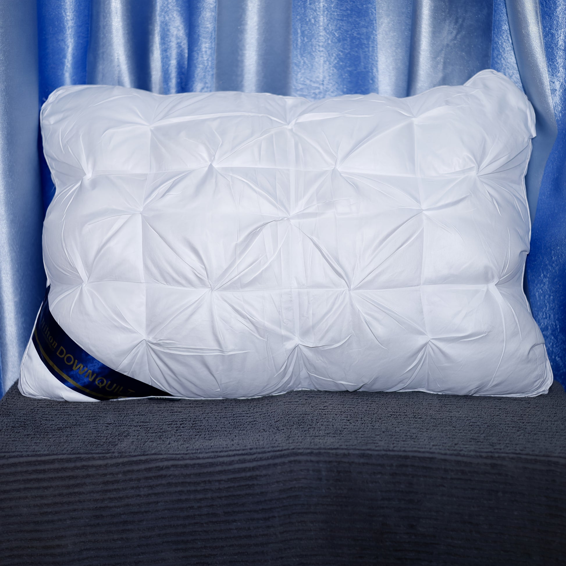 Luxury Hotel Pillow – Extra Full & Soft for an Optimal Night's Sleep”