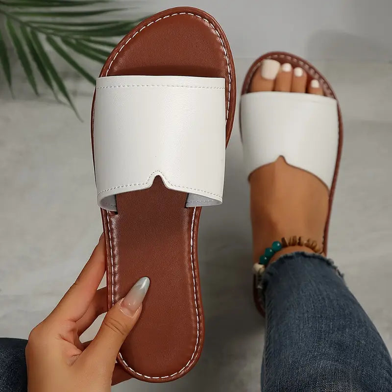 KIARA™ WOMEN'S CASUAL ROUND-TOE FLAT SANDALS