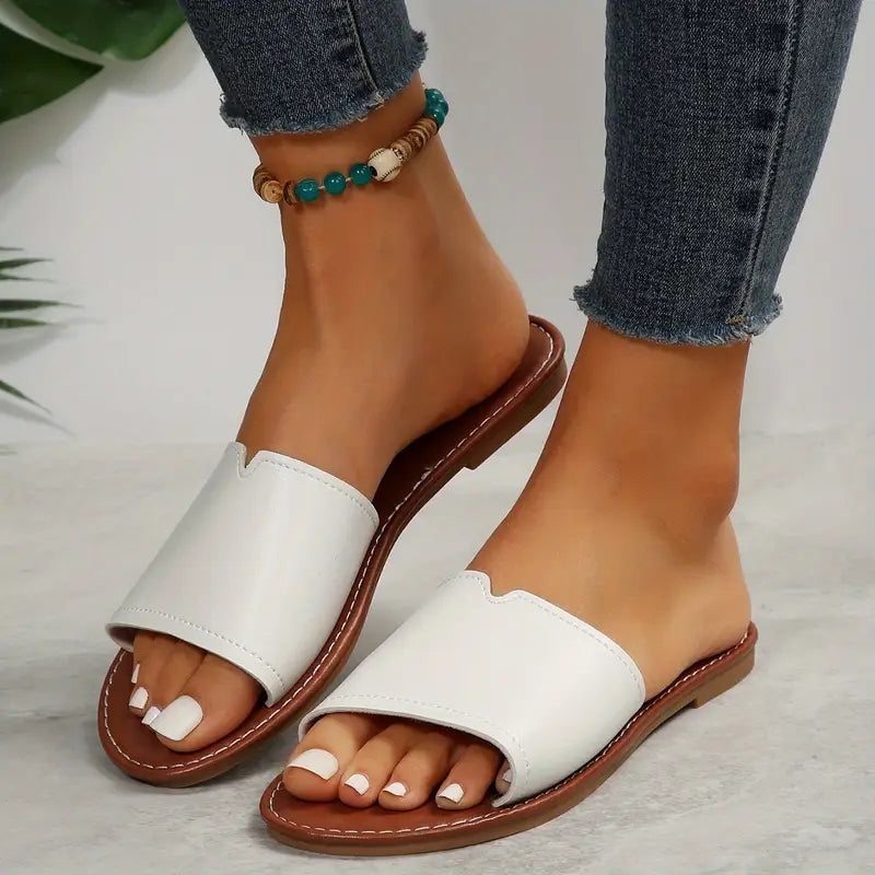 KIARA™ WOMEN'S CASUAL ROUND-TOE FLAT SANDALS
