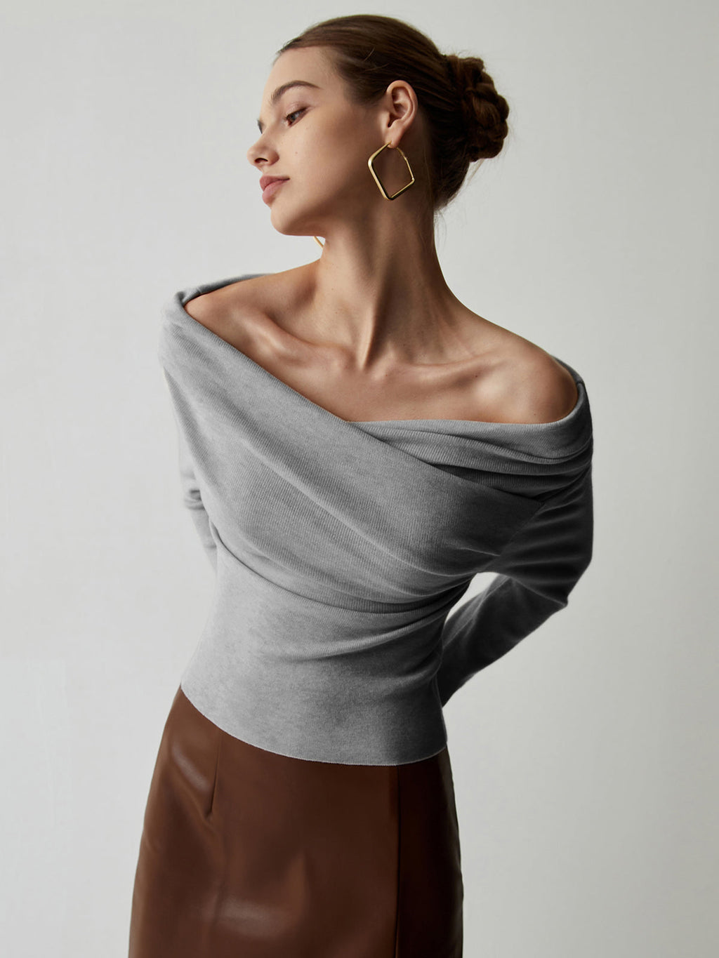 Yasmin – Off-Shoulder Stricktop