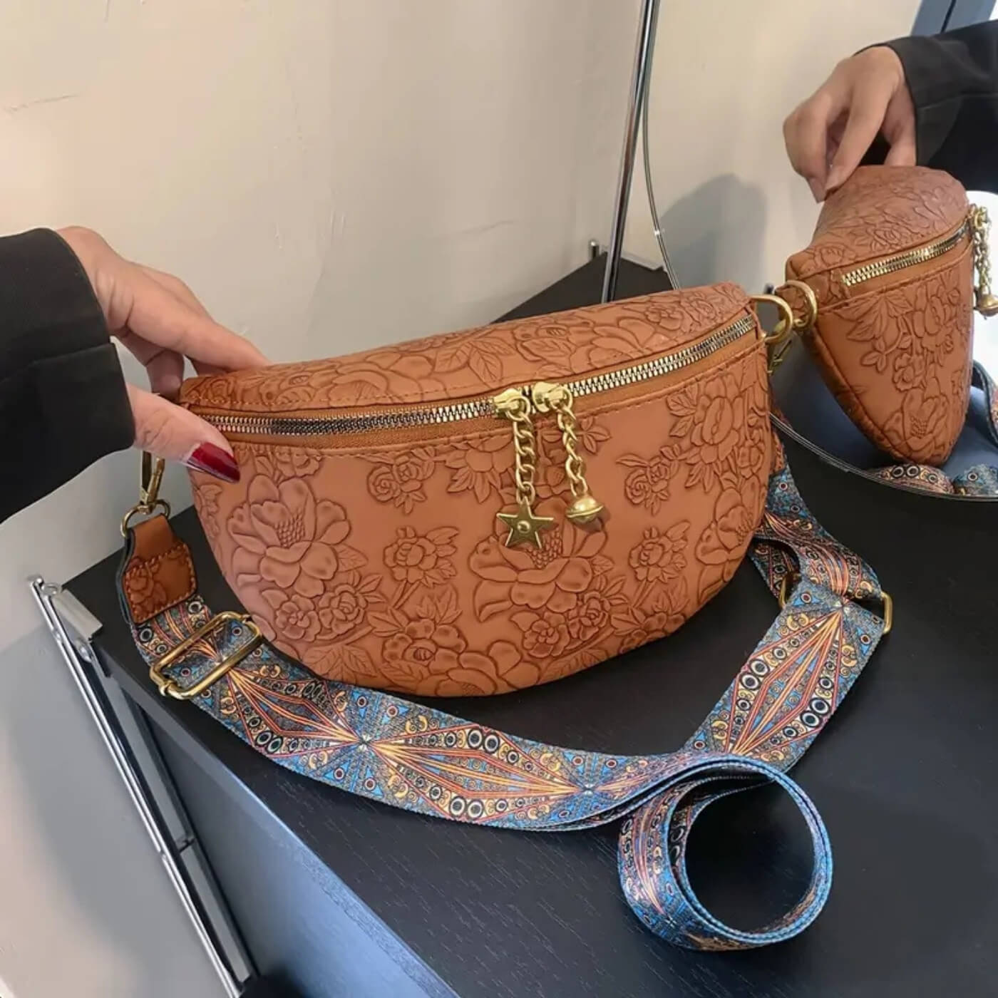 Sac bandoulière - Charme en relief