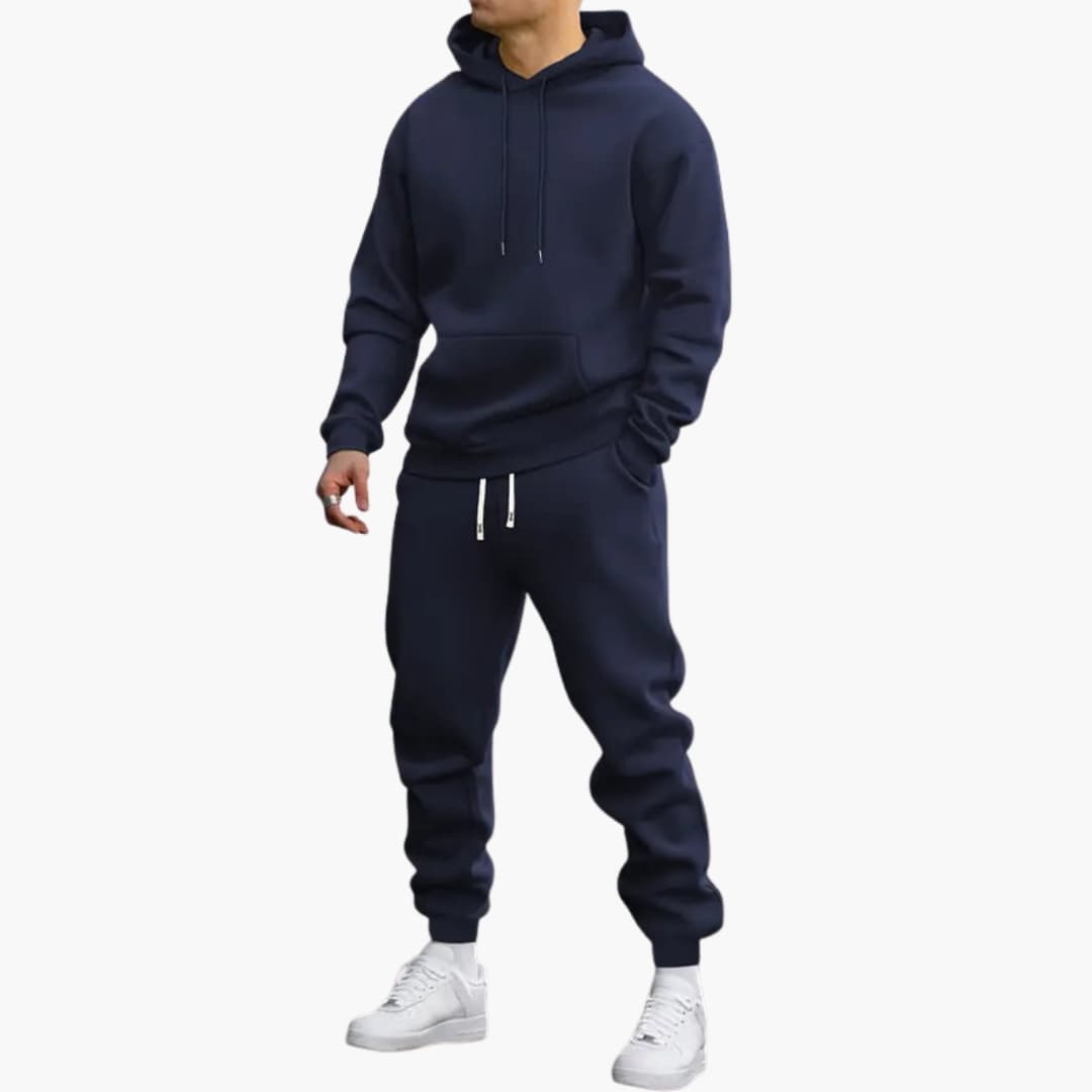 Men's tracksuit set with pullover hoodie and tapered joggers