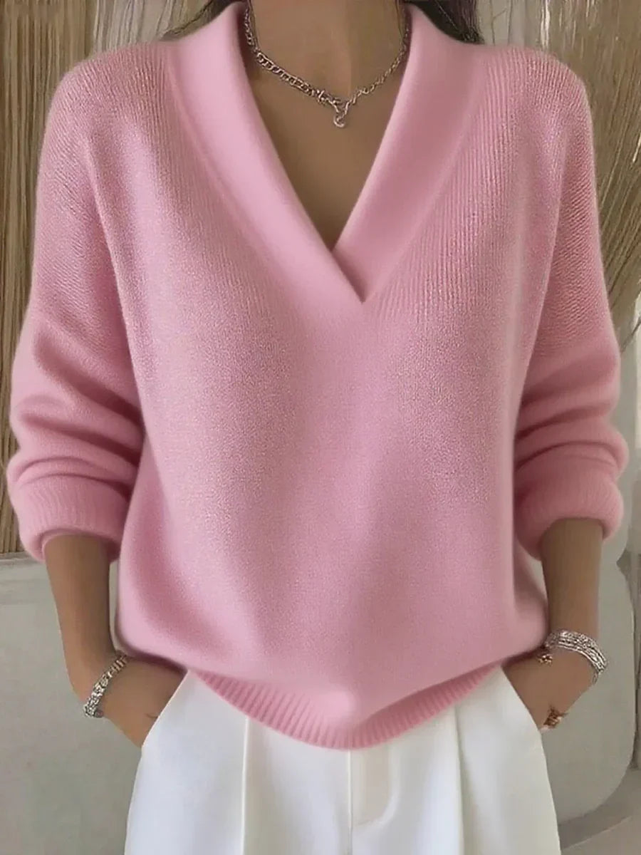 Faye - Soft Pink V-Neck Sweater in Relaxed Fit