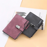 Portefeuille compact avec boucle magnétique - Pratique et tendance