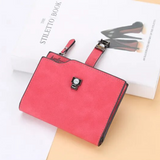 Portefeuille compact avec boucle magnétique - Pratique et tendance