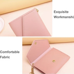 Lila - Mini portefeuille avec pendentif pompon - Élégant et compact
