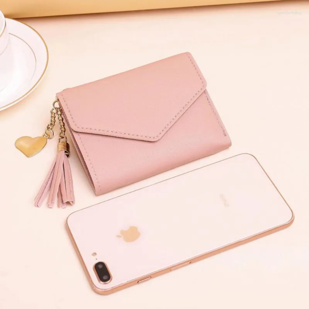 Lila - Mini portefeuille avec pendentif pompon - Élégant et compact
