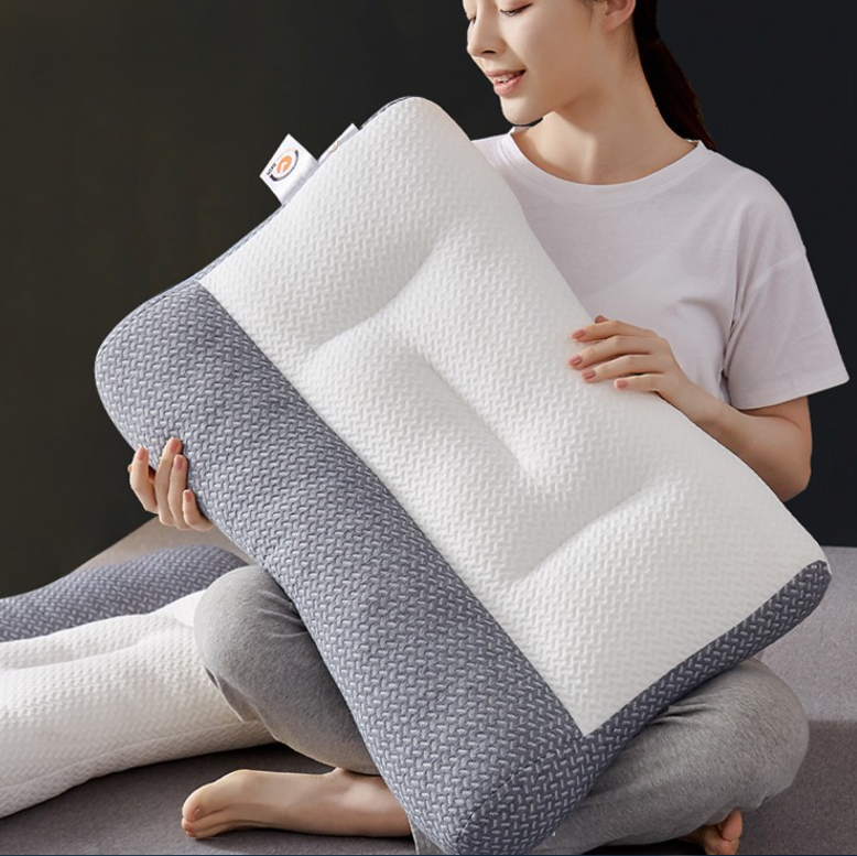 Ergonomic memory foam pillow – Ideal for neck and back support