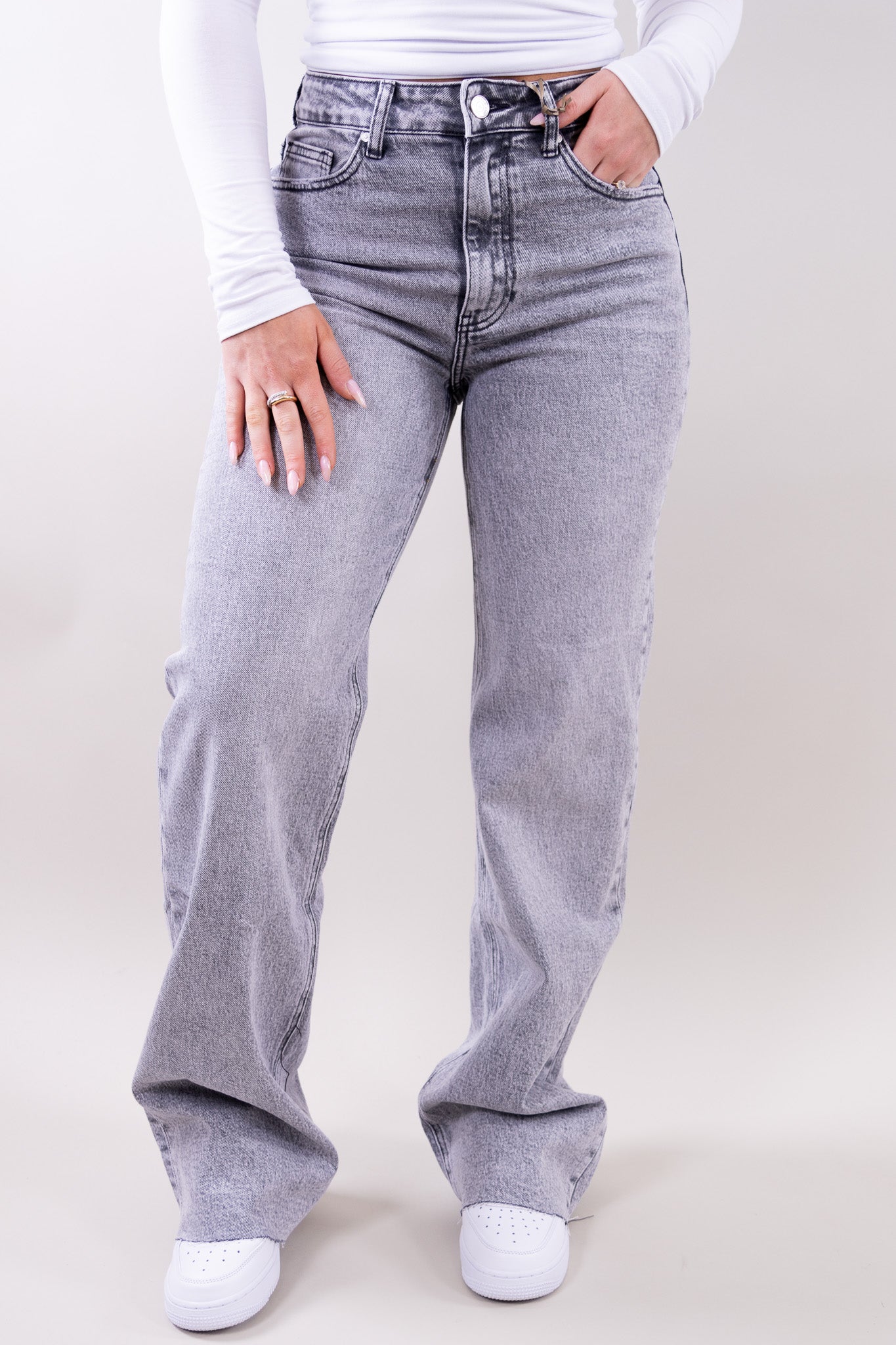 Wide leg stretch jeans with clean structured silhouette for women