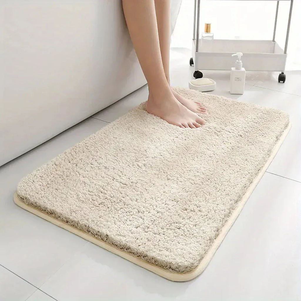 Non-slip water absorbent thick bathroom mat