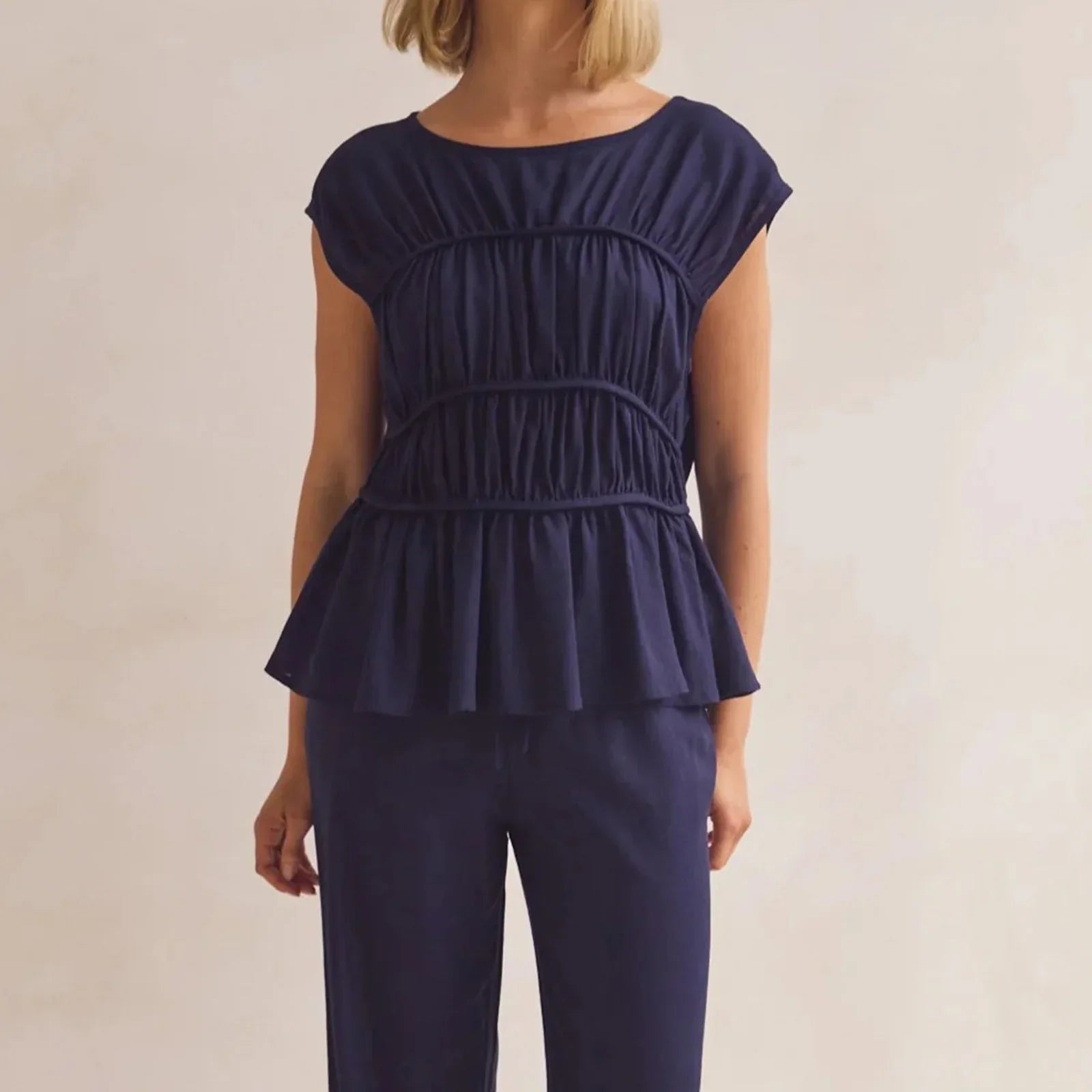 Women’s Ruched Cap Sleeve Peplum Top