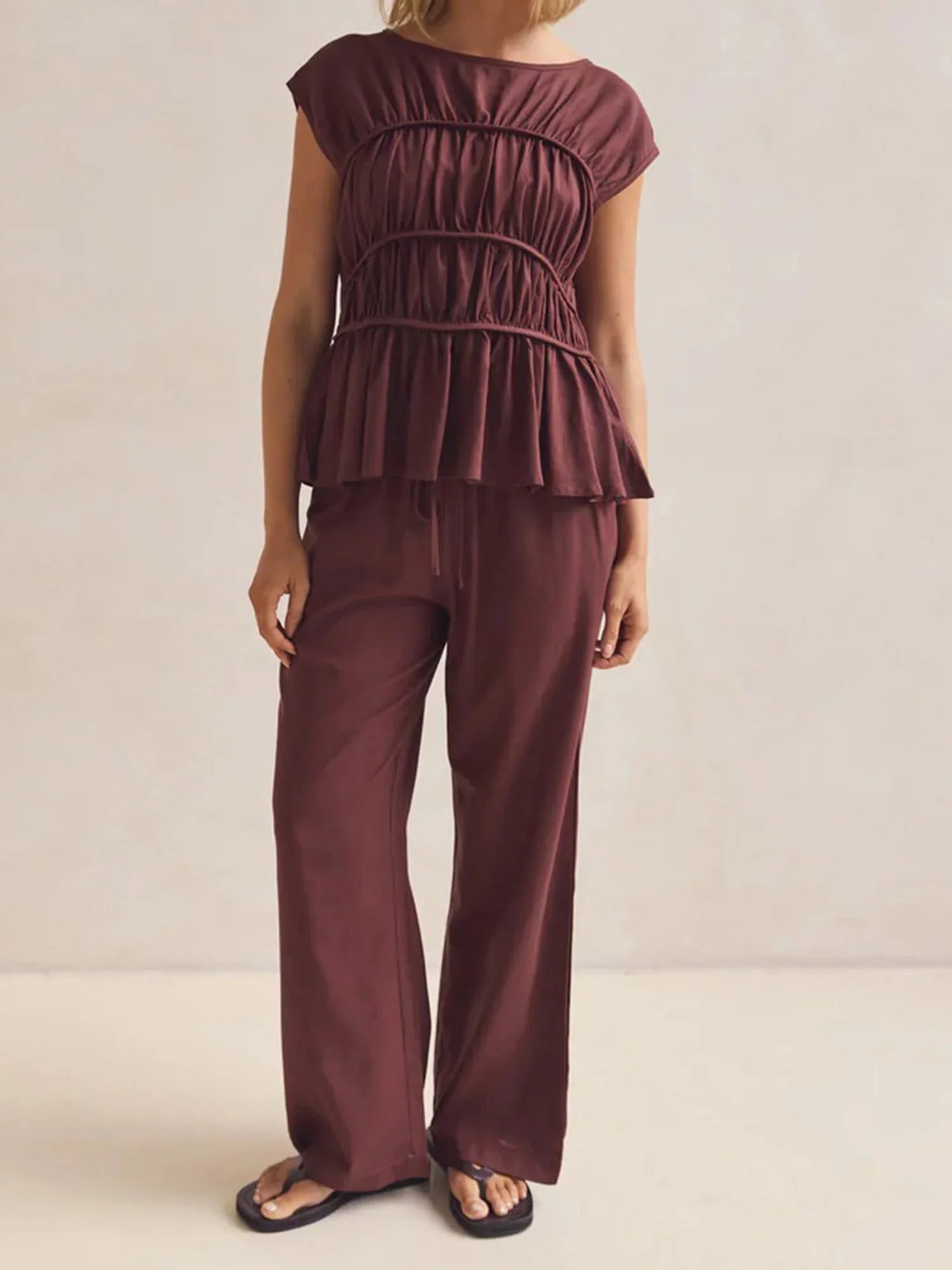 Women’s Ruched Cap Sleeve Peplum Top