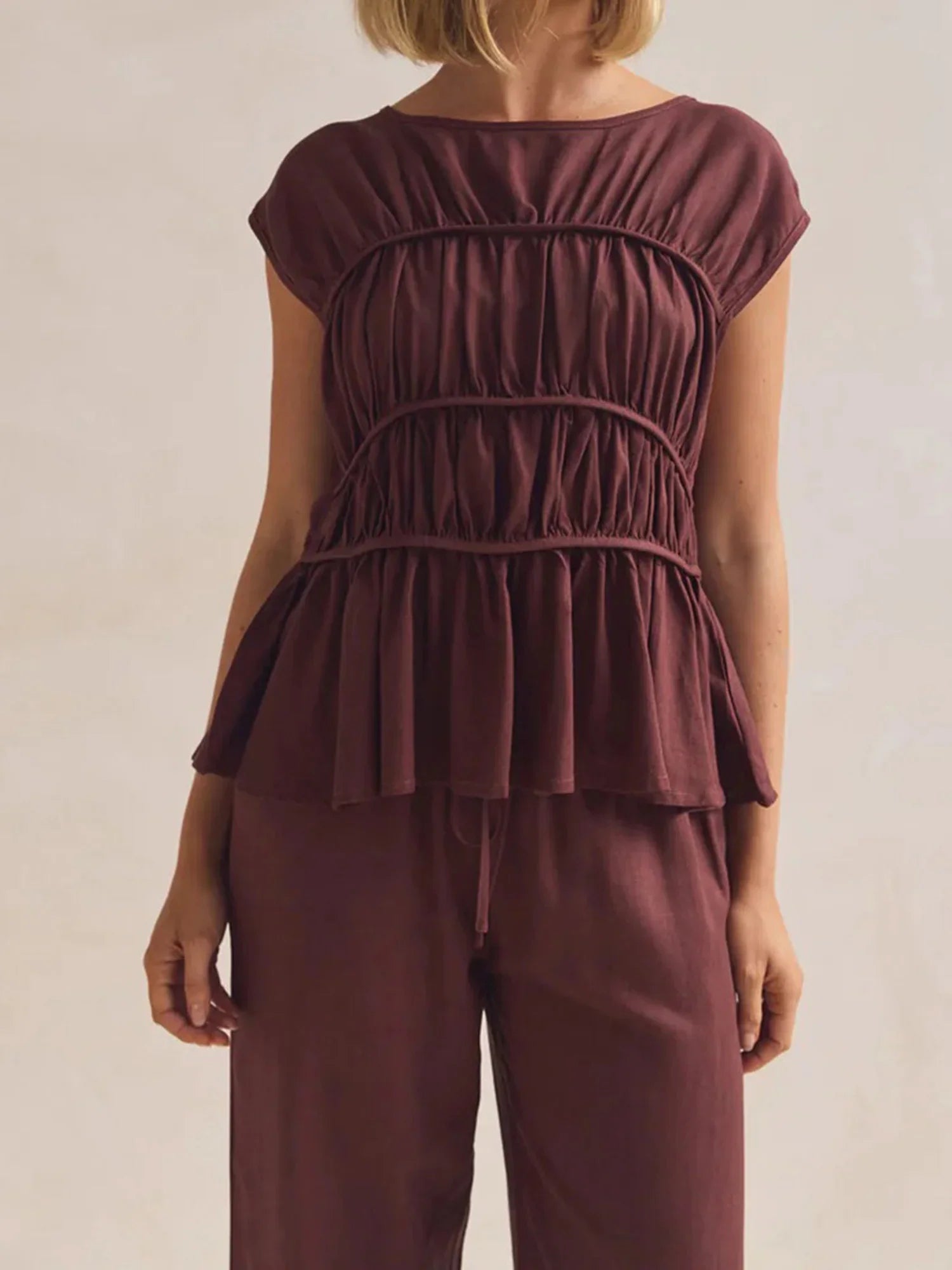 Women’s Ruched Cap Sleeve Peplum Top