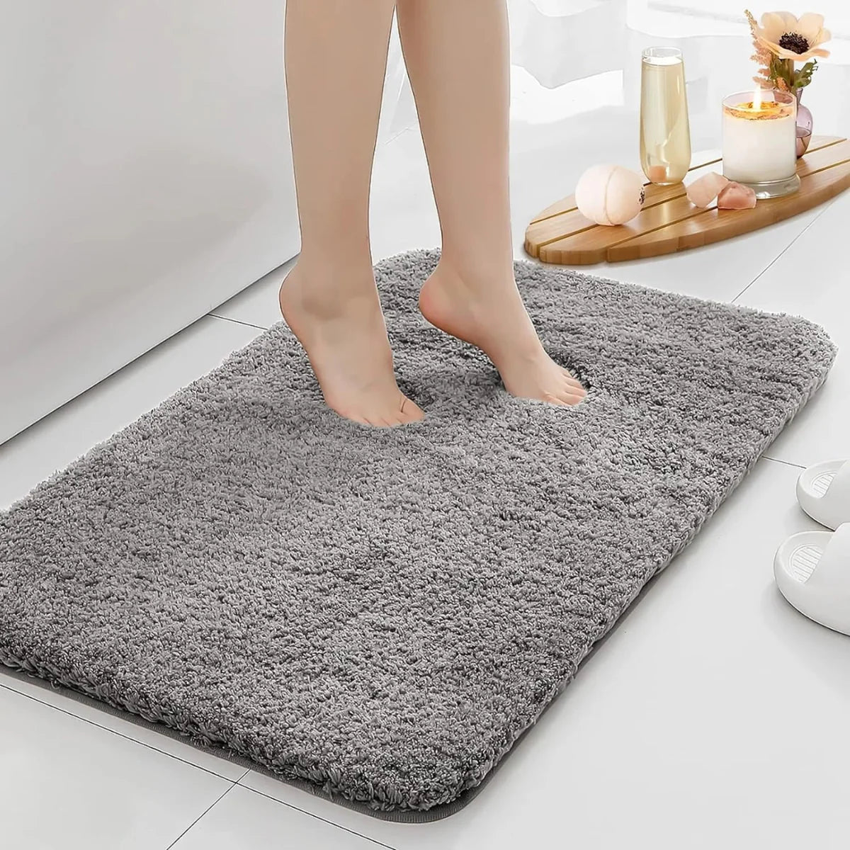 Non-slip water absorbent thick bathroom mat