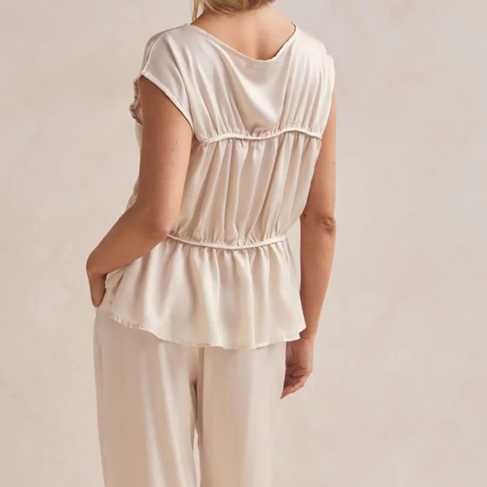 Women’s Ruched Cap Sleeve Peplum Top