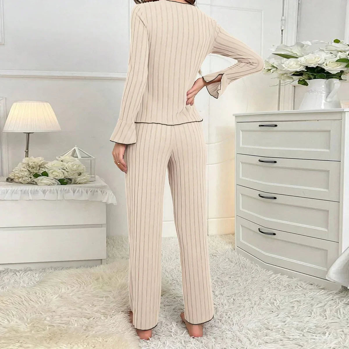Vera | Warm Two-Piece Bow Pyjama Set