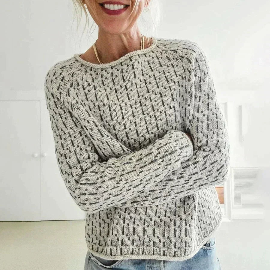 Linda | Elegant Boat Neck Sweater