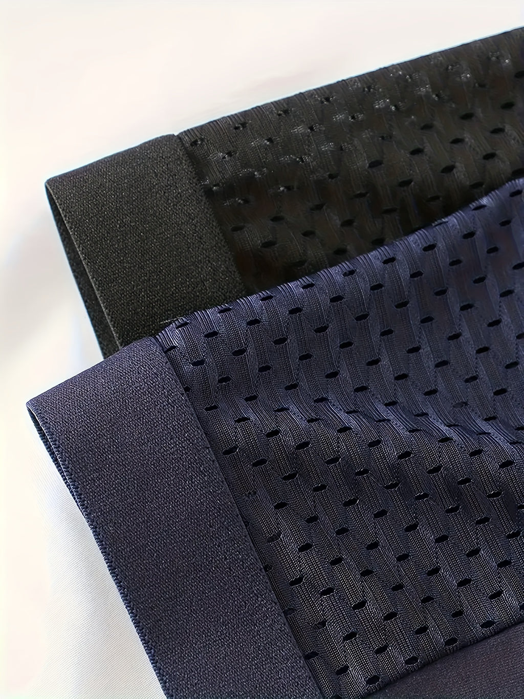 Seamless Bamboo Underwear for Men – Set of 4 in Different Colors