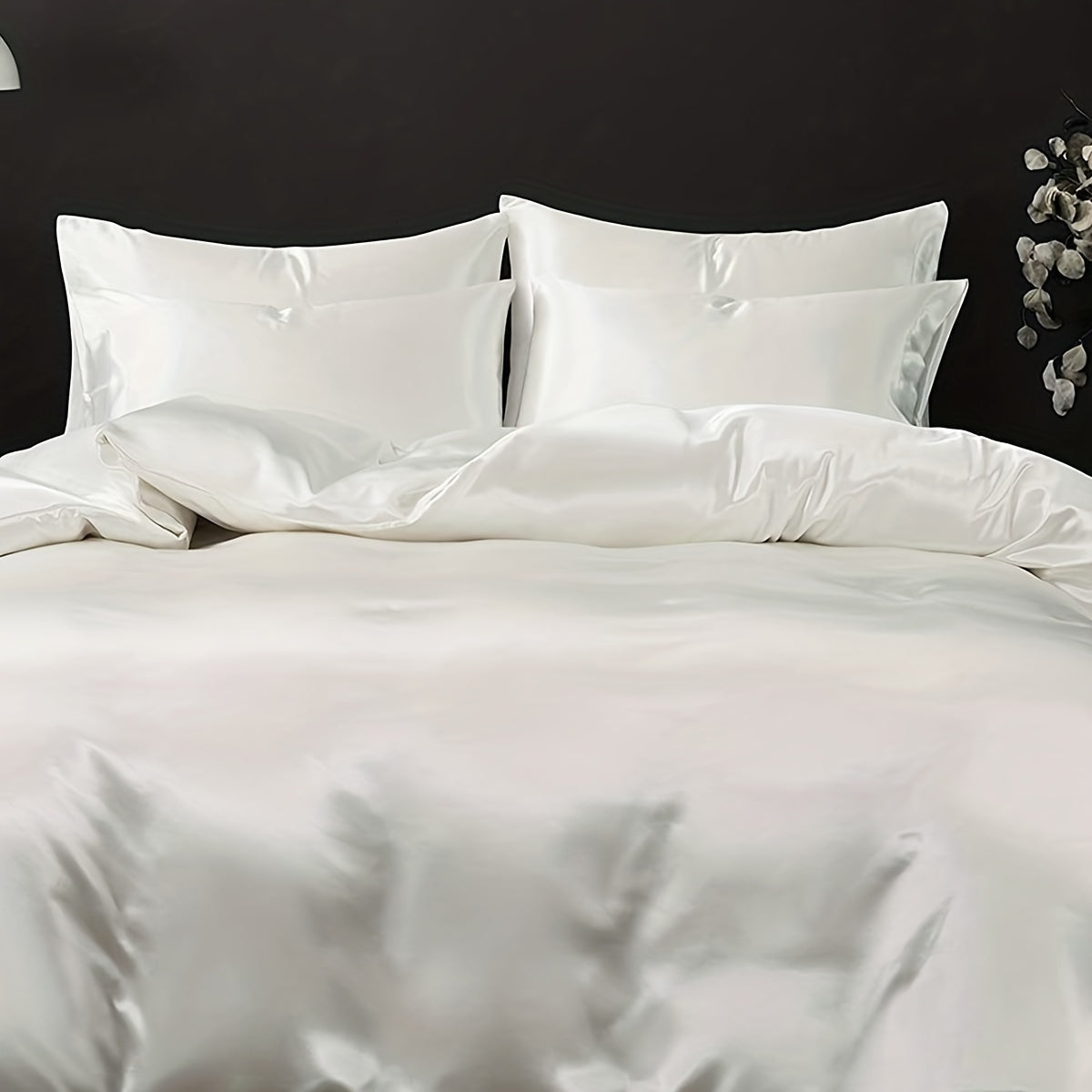Satin Duvet Cover with Luxurious Look – Comfort and Class