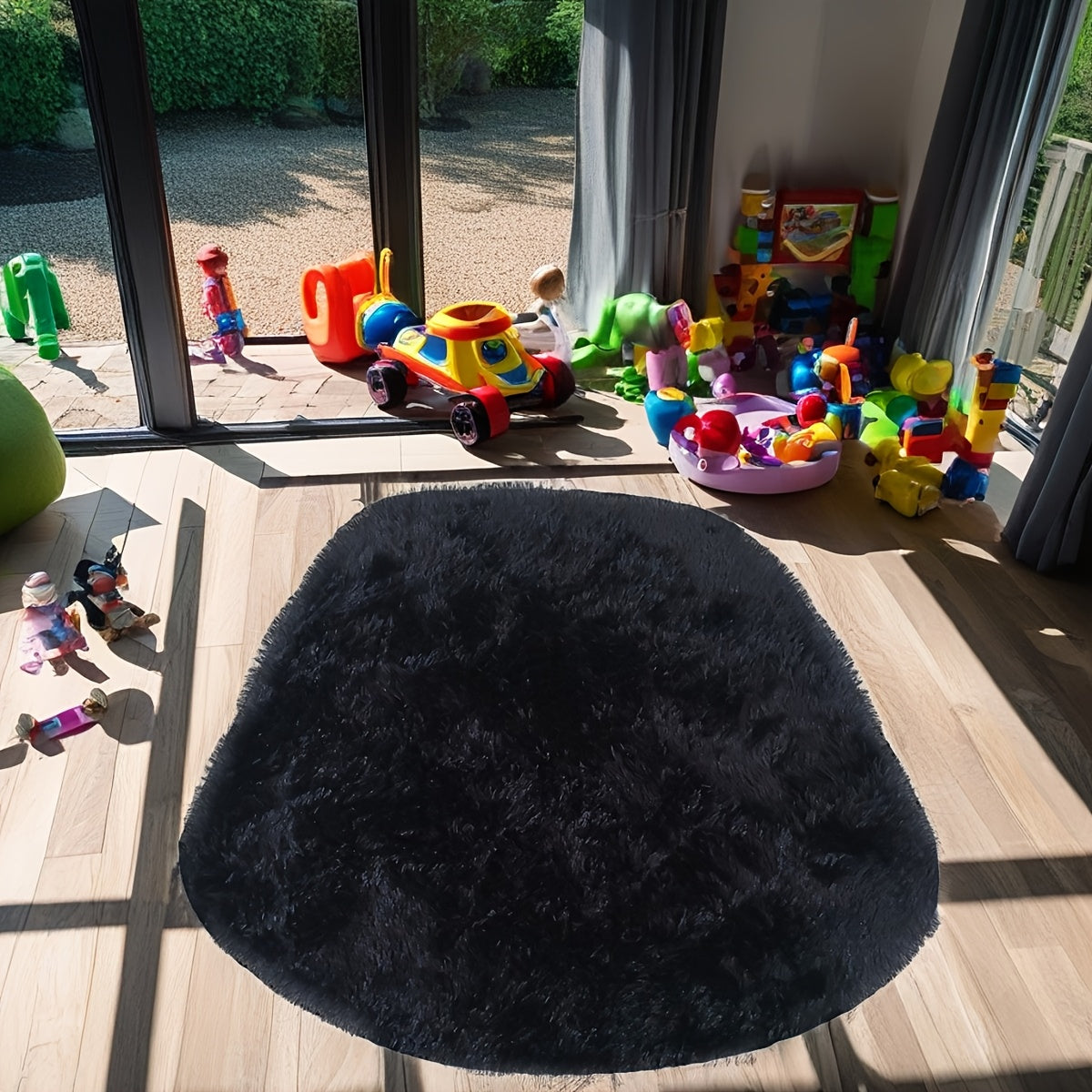 Soft fluffy carpet - oval carpet for bedroom in cream white