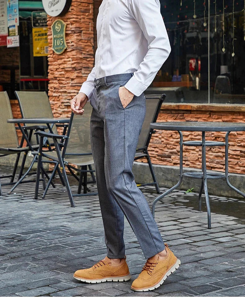 Everett Ultra Comfortable Leather Men's Sneakers