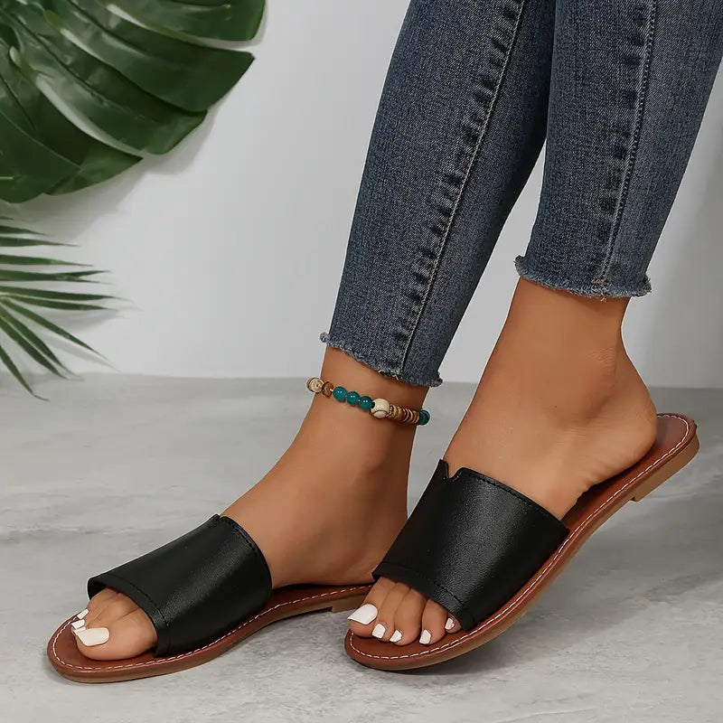 KIARA™ WOMEN'S CASUAL ROUND-TOE FLAT SANDALS