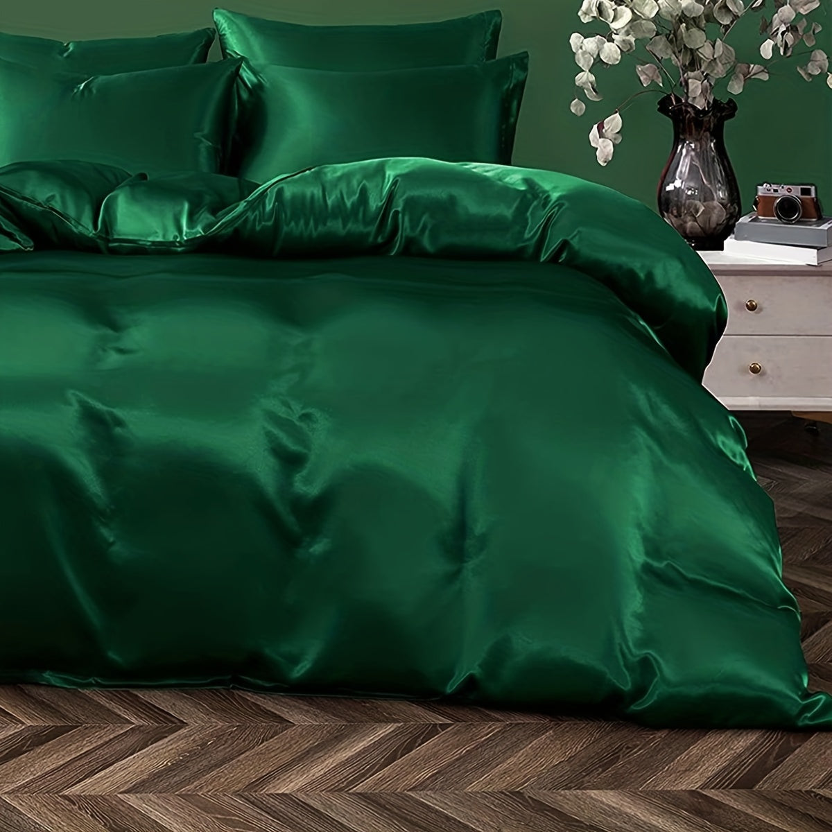 Satin Duvet Cover with Luxurious Look – Comfort and Class