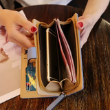portefeuille avec feuille d'or - Tendance et pratique