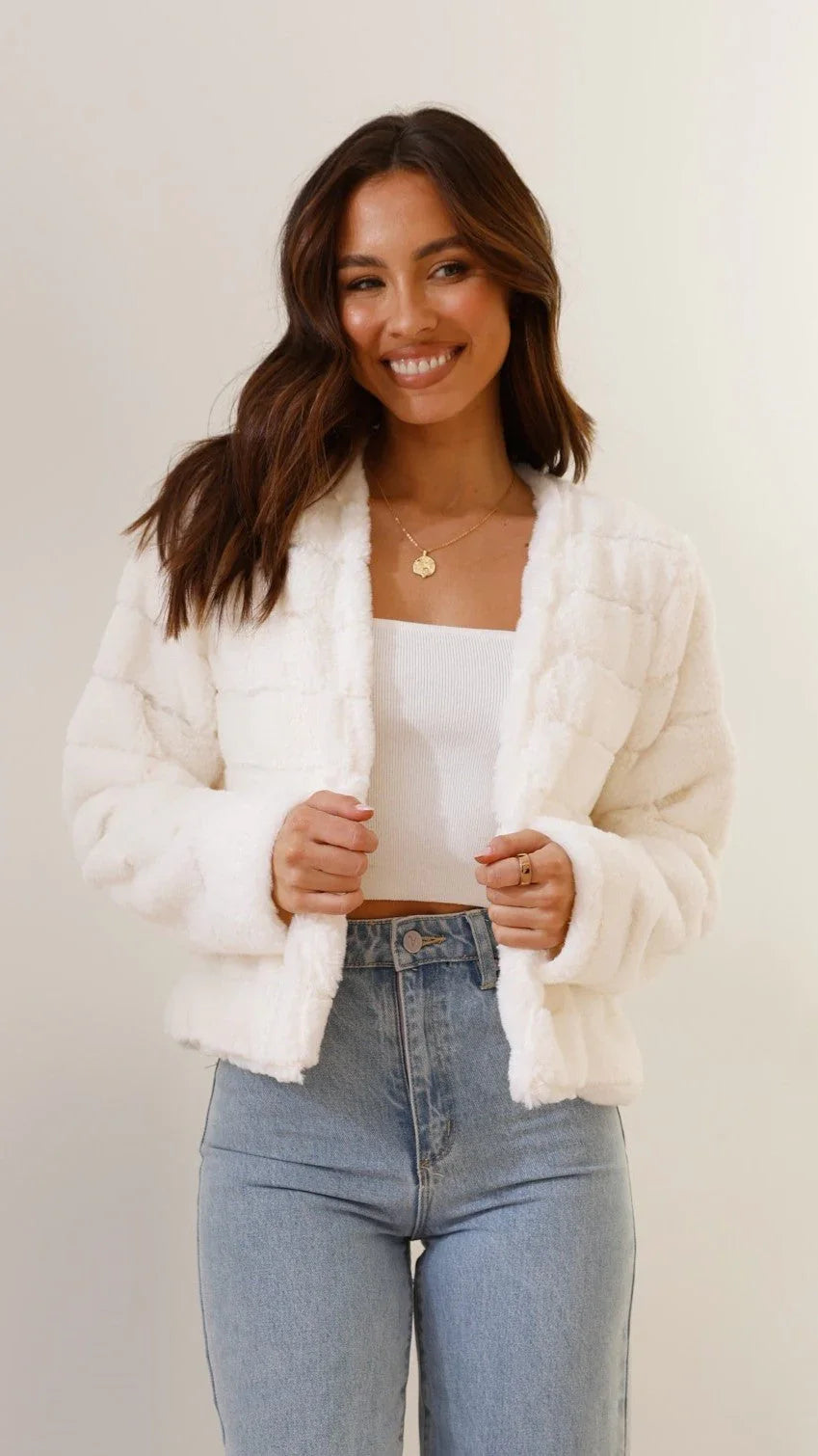 Women's short faux fur jacket with open collar